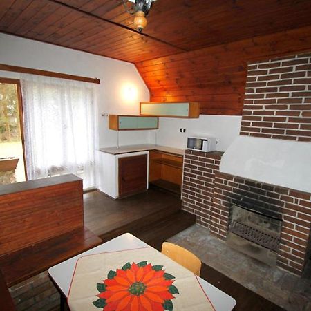 Rekreacni Areal Adamec Ledenice Room photo
